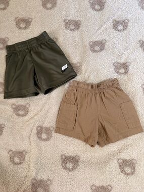 Toddler 2Pc Nike Kids Olive Athletic Shorts & Baby Gap Cotton Khaki Cargo 2T